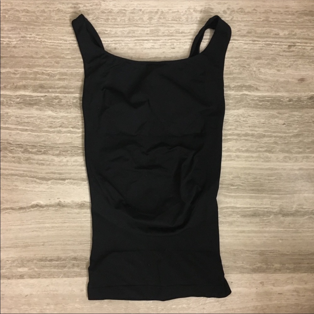 Blanqi maternity top